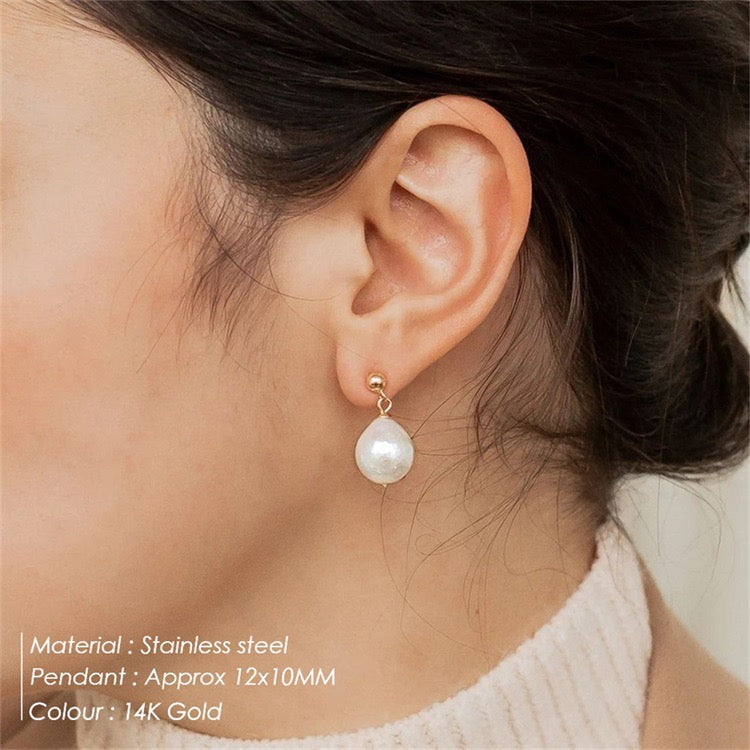 Freshwater Pearl Earrings