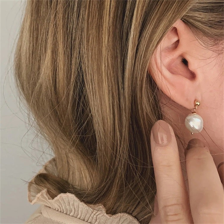 Freshwater Pearl Earrings