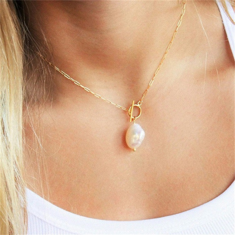 Baroque Pearl Toggle Necklace